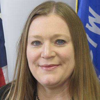 Presenter - Jackie Larsen